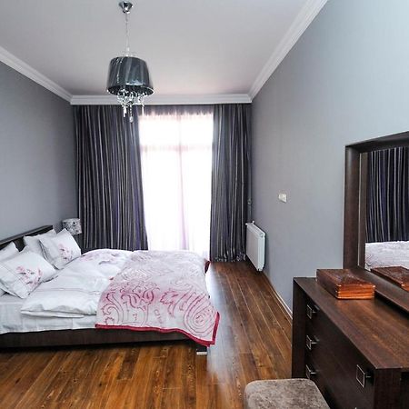 Tbilisia Apart Hotel Екстериор снимка