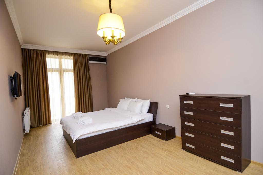 Tbilisia Apart Hotel Екстериор снимка